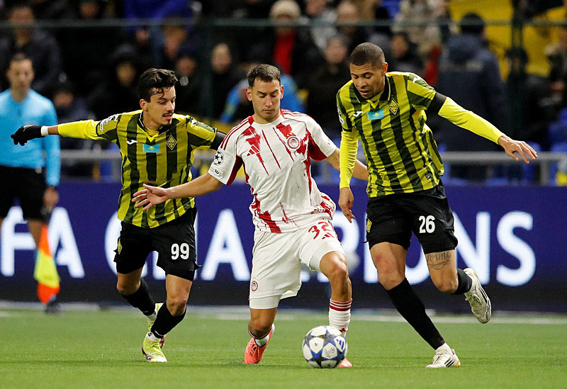 Galatasaray’a sürpriz orta saha! Tam bir istikrar abidesi