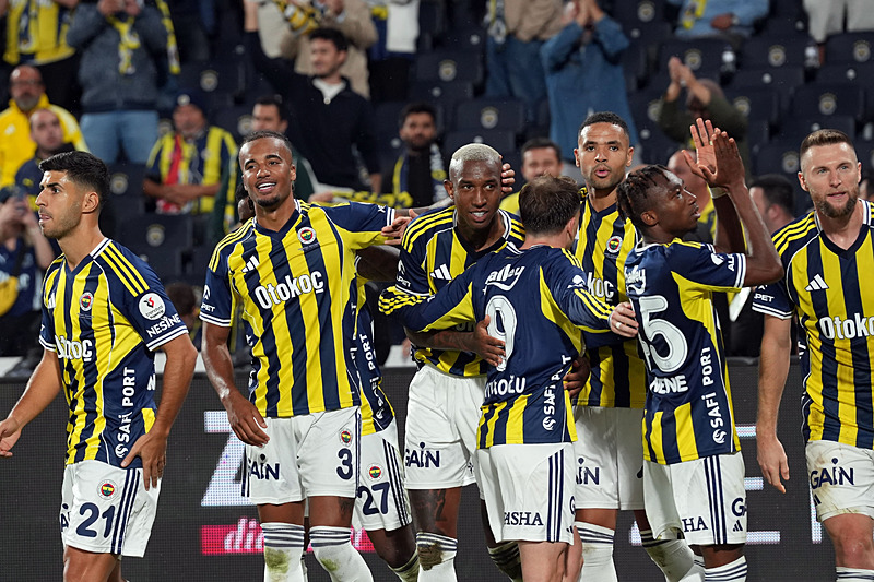 Fenerbahçe’nin yıldızına Serie A’dan 4 talip birden!