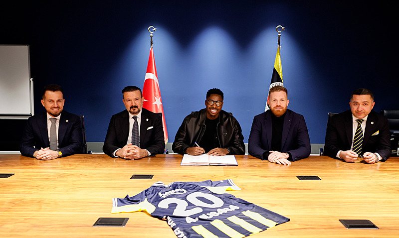 TRANSFER HABERİ: Osimhen’in kankası Fenerbahçe’ye geliyor!