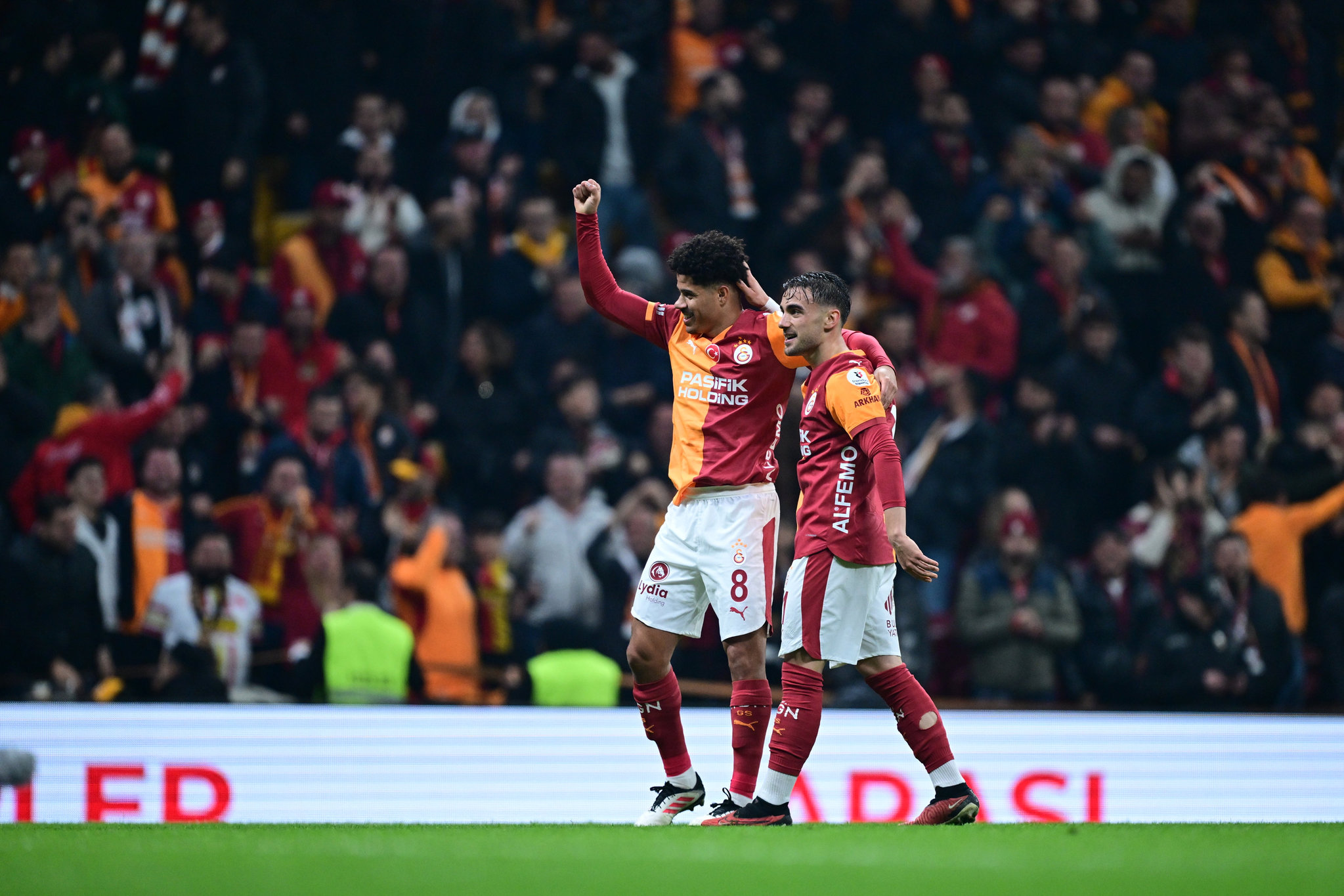 Galatasaraylı yıldız İngilizleri peşine taktı! Transfer...