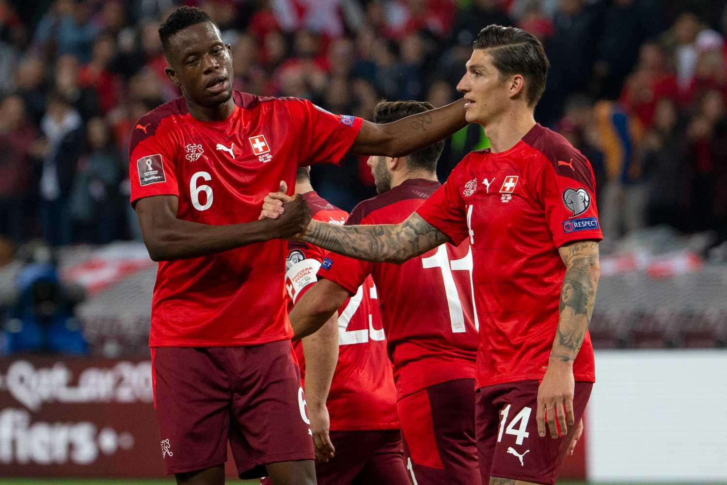 Galatasaray’dan transferde ters köşe! Yeni orta saha...