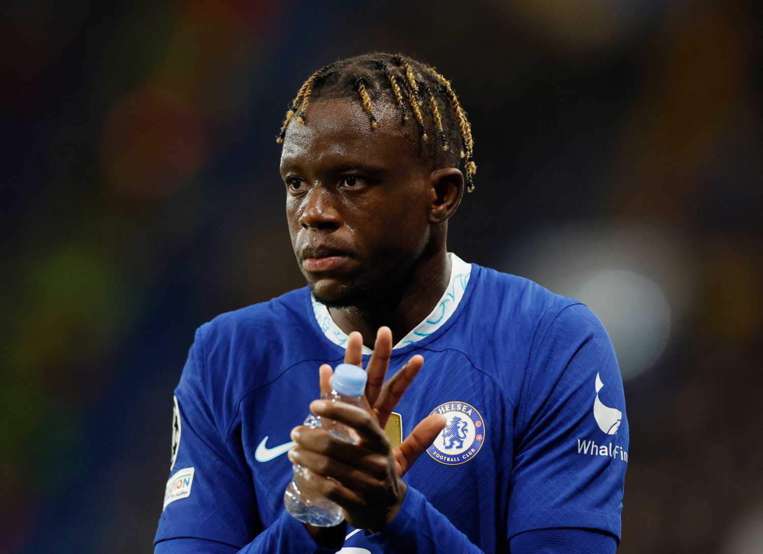 Galatasaray’dan transferde ters köşe! Yeni orta saha...