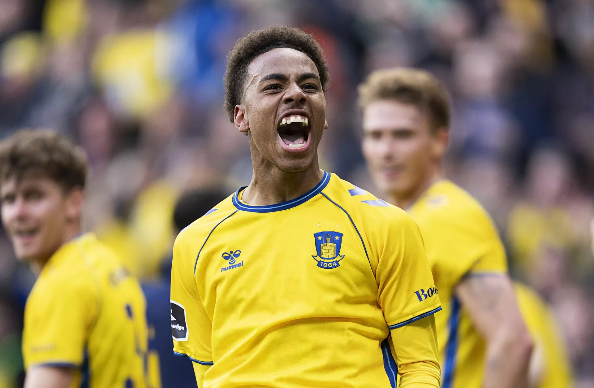 TRANSFER HABERİ: Galatasaray’a genç 10 numara!