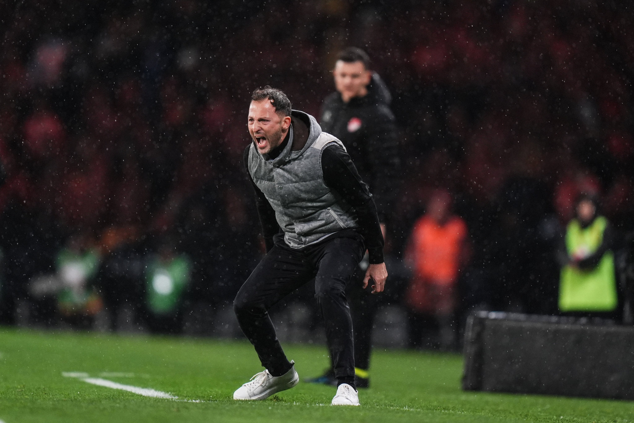 Christopher Nkunku Fenerbahçe’ye gelecek mi? Tedesco açıkladı!