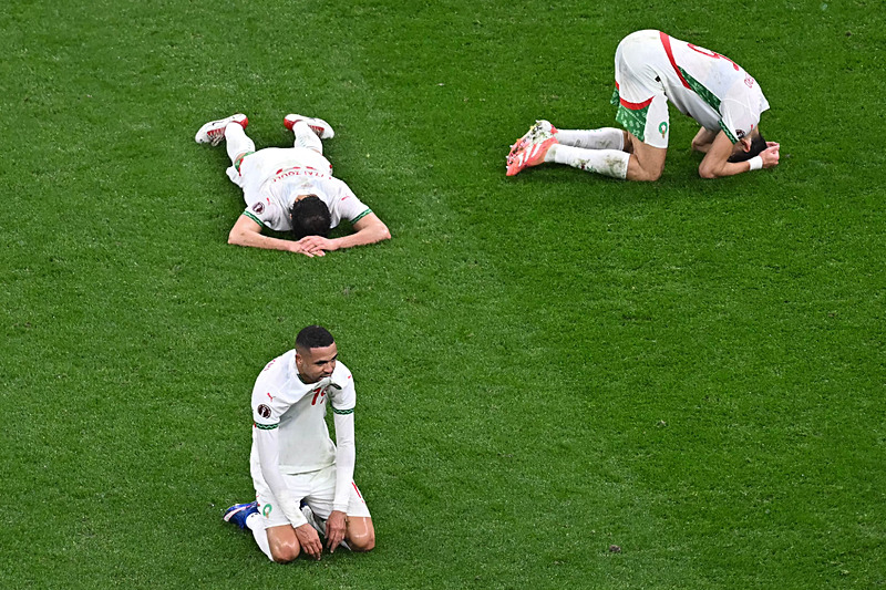 En-Nesyri gözyaşlarına hakim olamadı! Kupanın kaçması sonrası büyük hayal kırıklığı yaşadı