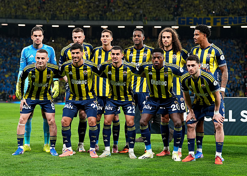 Fenerbahçe’nin yıldızının talipleri artıyor! Ada ekipleri peşinde