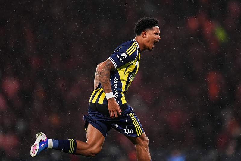 Oosterwolde’ye Premier Lig’den teklif yağmuru! Fenerbahçe o rakamın altına satmayacak