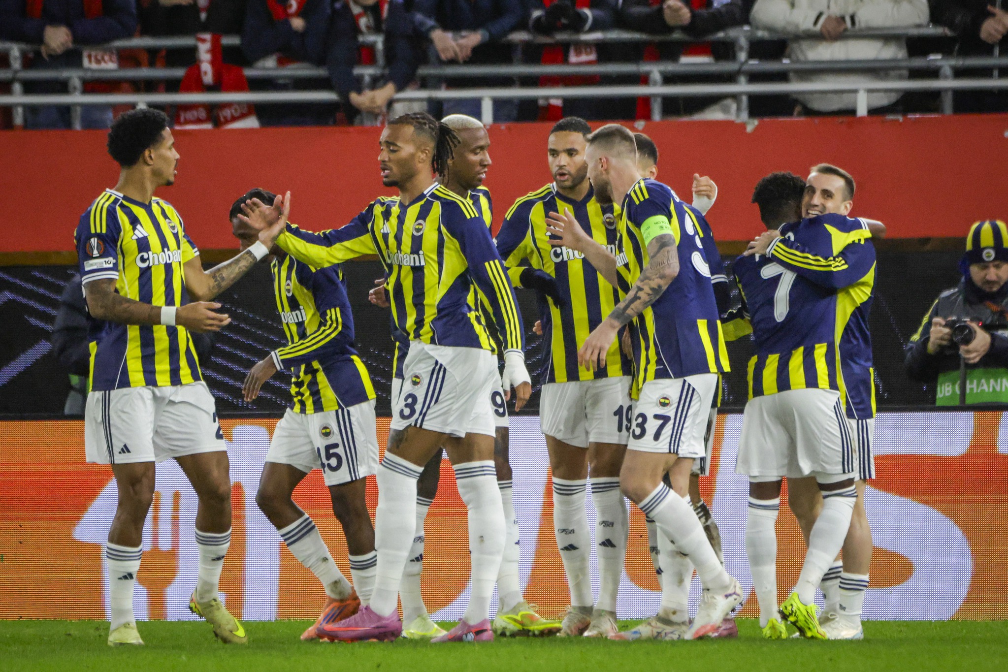Fenerbahçe’den golcü transferinde ters köşe!
