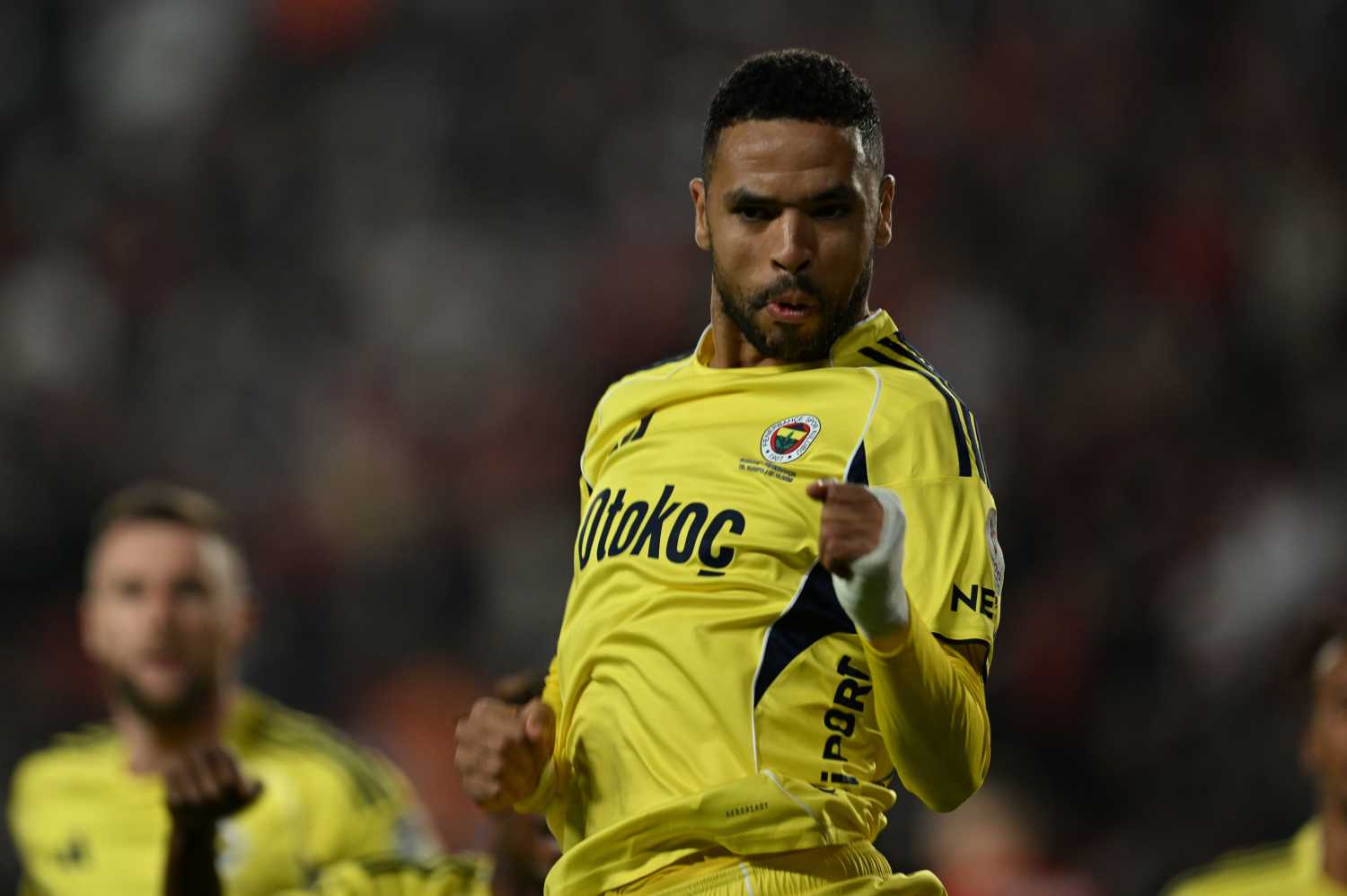 Fenerbahçe’de son dakika! Transfer teklifini kabul etti