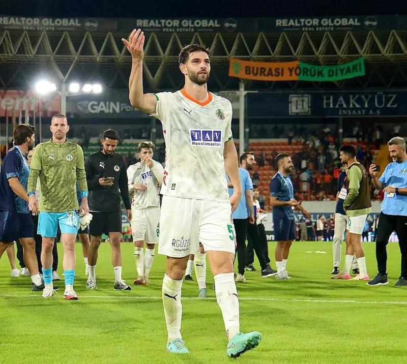 Fenerbahçe’den Alanya’ya transfer çıkarması! Galatasaray’ın da gündemindeydiler