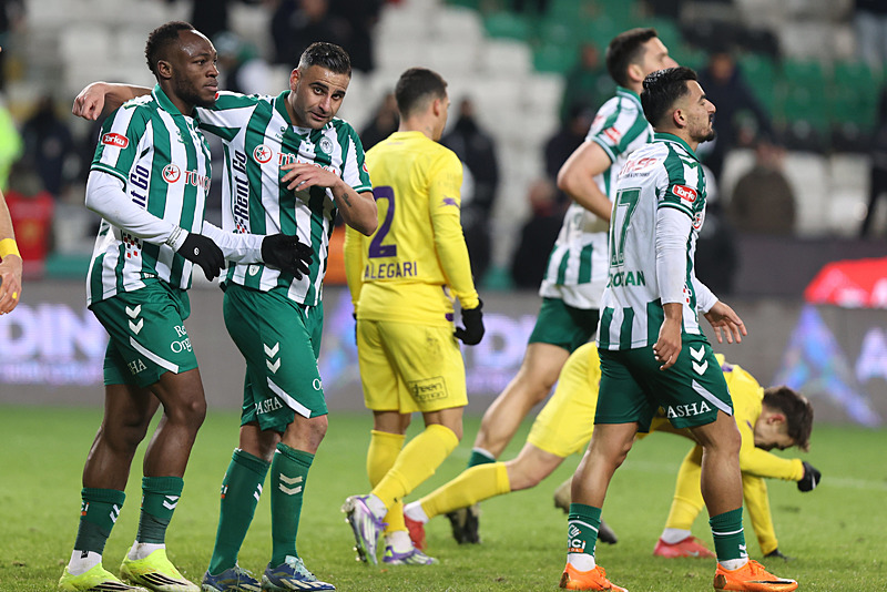 İşte Fenerbahçe ve Galatasaray’ın UEFA kulüpler sıralamasındaki yeri!