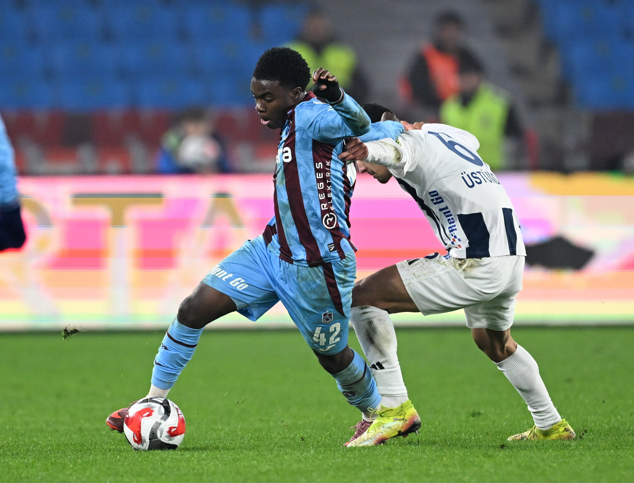 Galatasaray’dan Oulai atağı: Yeni teklif sunacaklar!