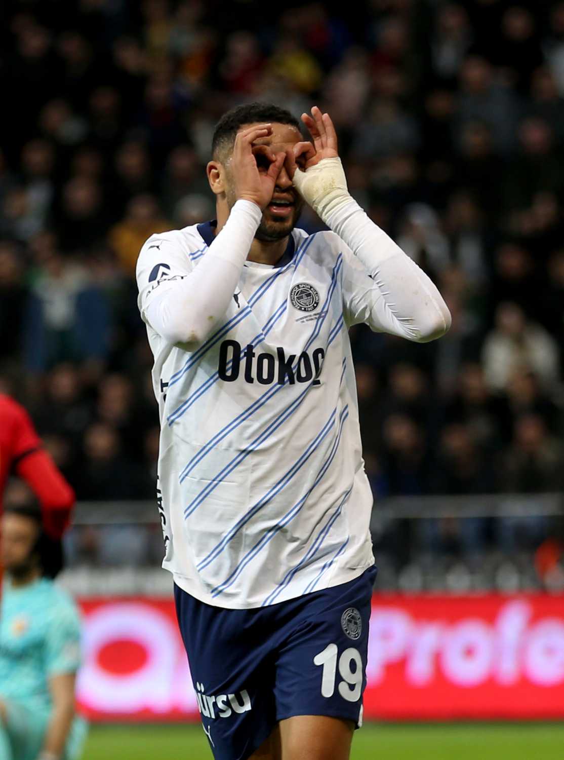 Fenerbahçe’de bir ayrılık daha! Transfer bu hafta sonu sonuçlanacak