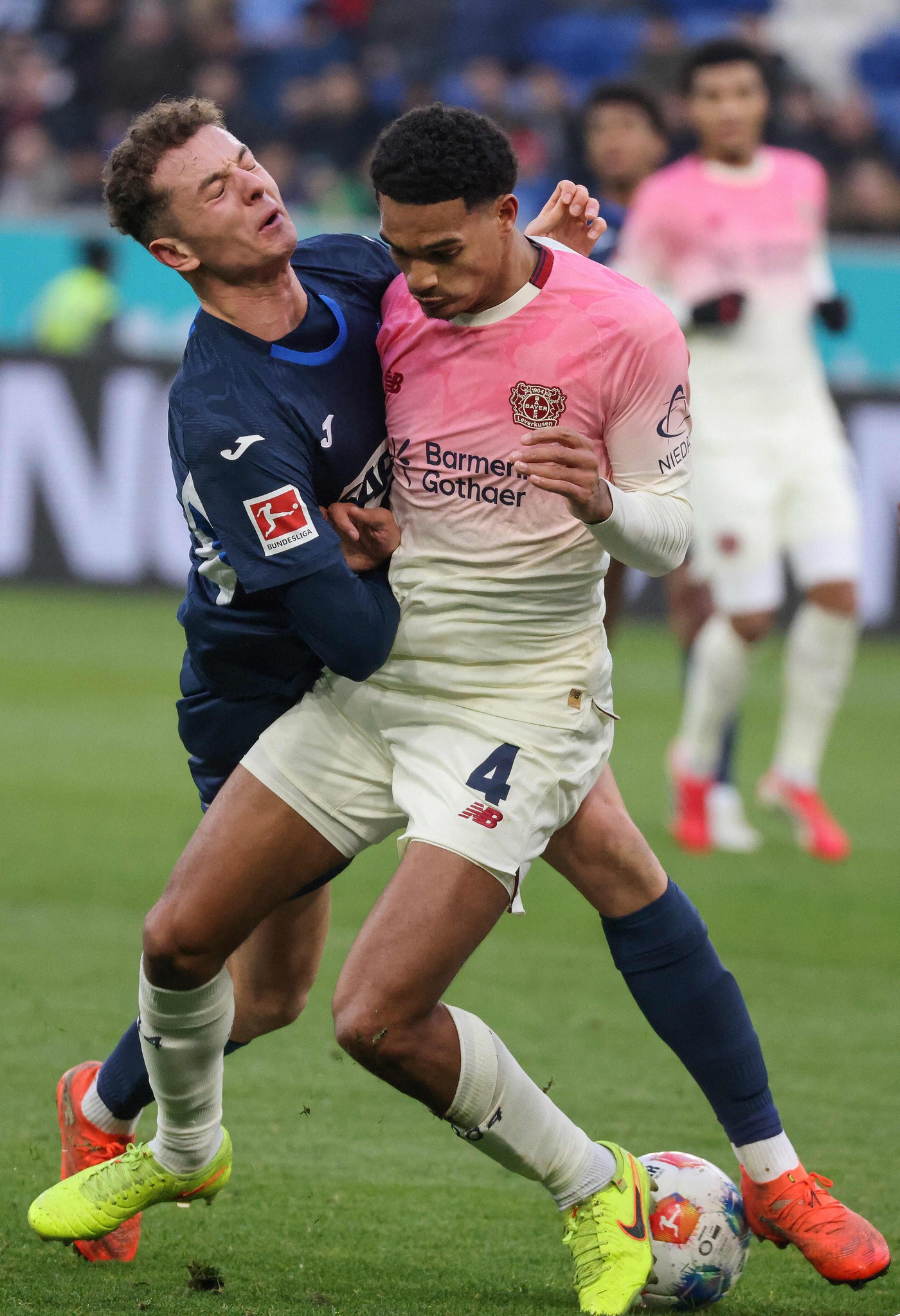 Fenerbahçe’den genç santrfor takibi! Fisnik Asllani...