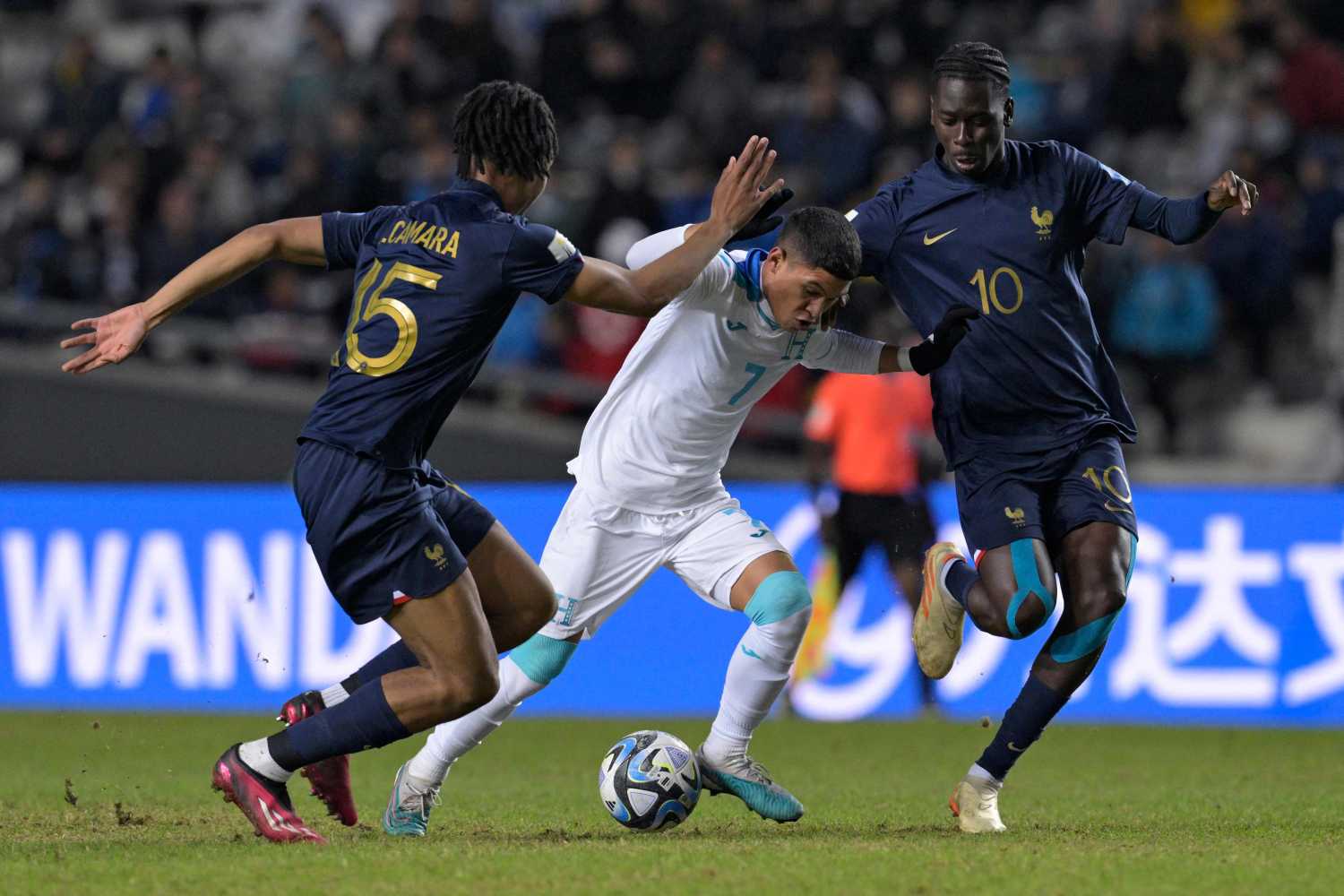 TRANSFER HABERİ: Galatasaray’dan çifte bomba!