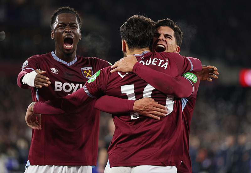 TRANSFER HABERİ: Galatasaray’dan çifte bomba!