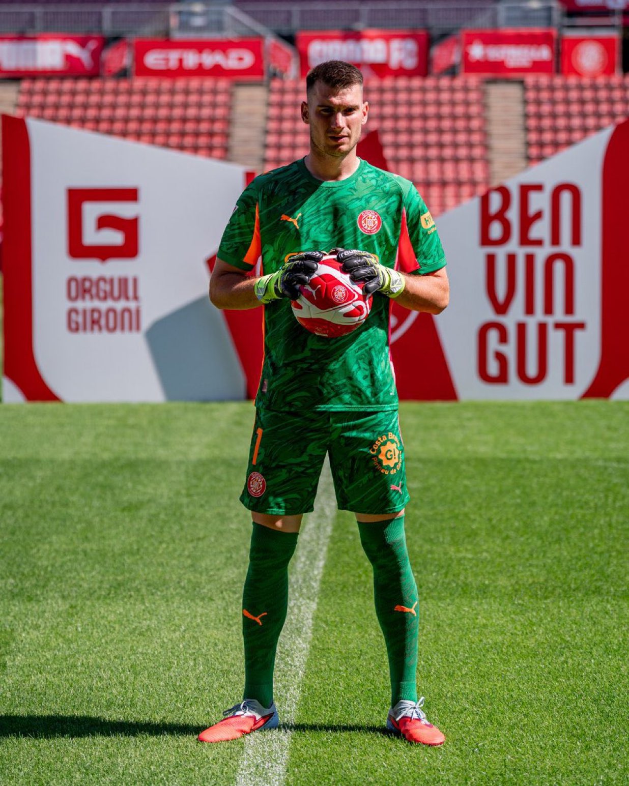 Girona teknik direktöründen Livakovic hakkında flaş sözler!