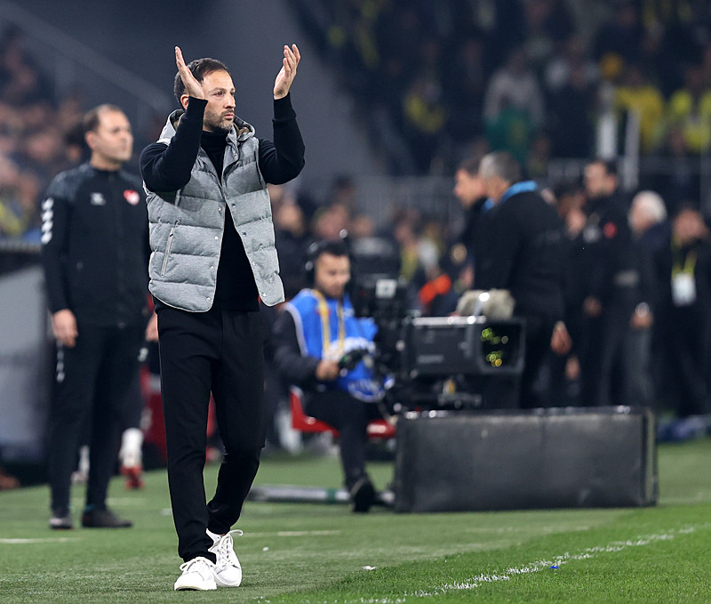 Fenerbahçe’de sıcak gelişme! Eski takımına geri dönüyor