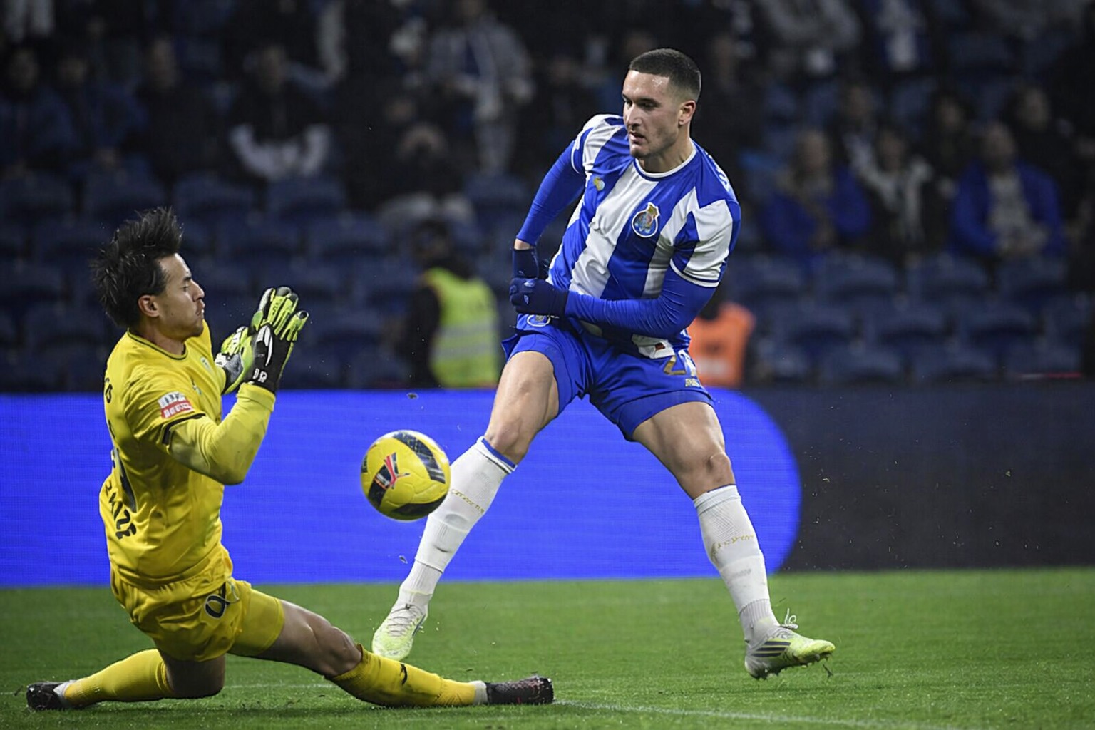 Fenerbahçe’den golcü transferinde ters köşe!