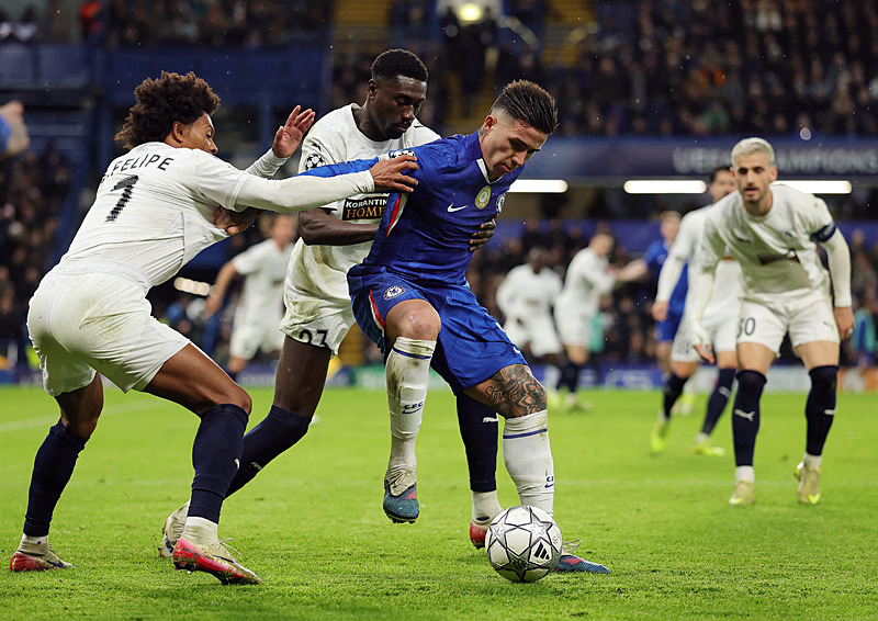 Fenerbahçe’den sürpriz transfer hamlesi! Teklifi böyle duyurdular