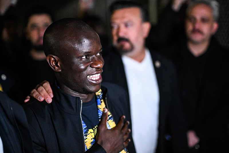 Çöpçülükten futbol efsanesine: İşte N’Golo Kante’nin hayatı