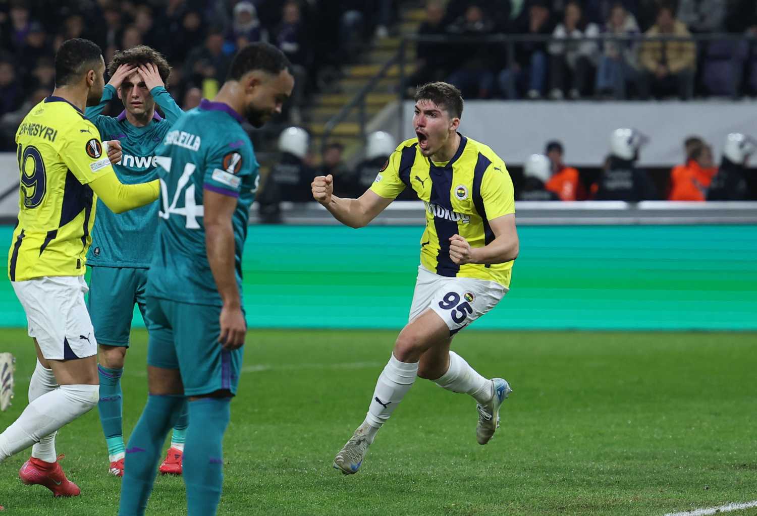 Fenerbahçe’de Yusuf Akçiçek gelişmesi! Al-Hilal kararını iletti