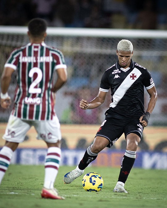 Galatasaray’ın transferini bitiremediği genç stoper ortaya çıktı! Cauan Barros...