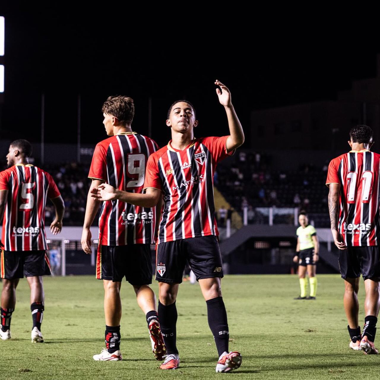 Fenerbahçe’den genç oyuncu için yaz teklifi hazırlığı: Pedro Ferreira...