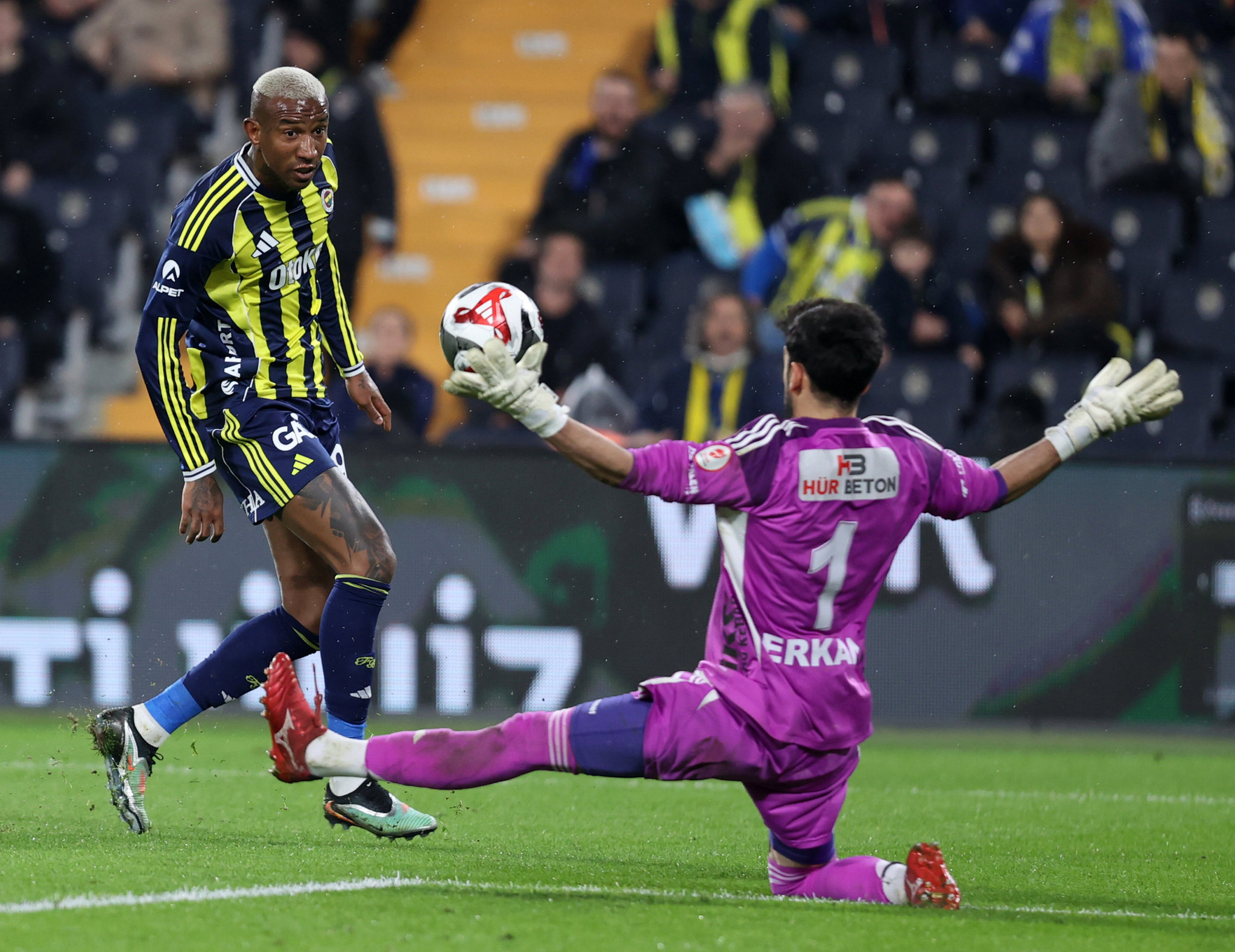 Talisca’dan Fenerbahçe için büyük fedakarlık! İşte yeni maaşı