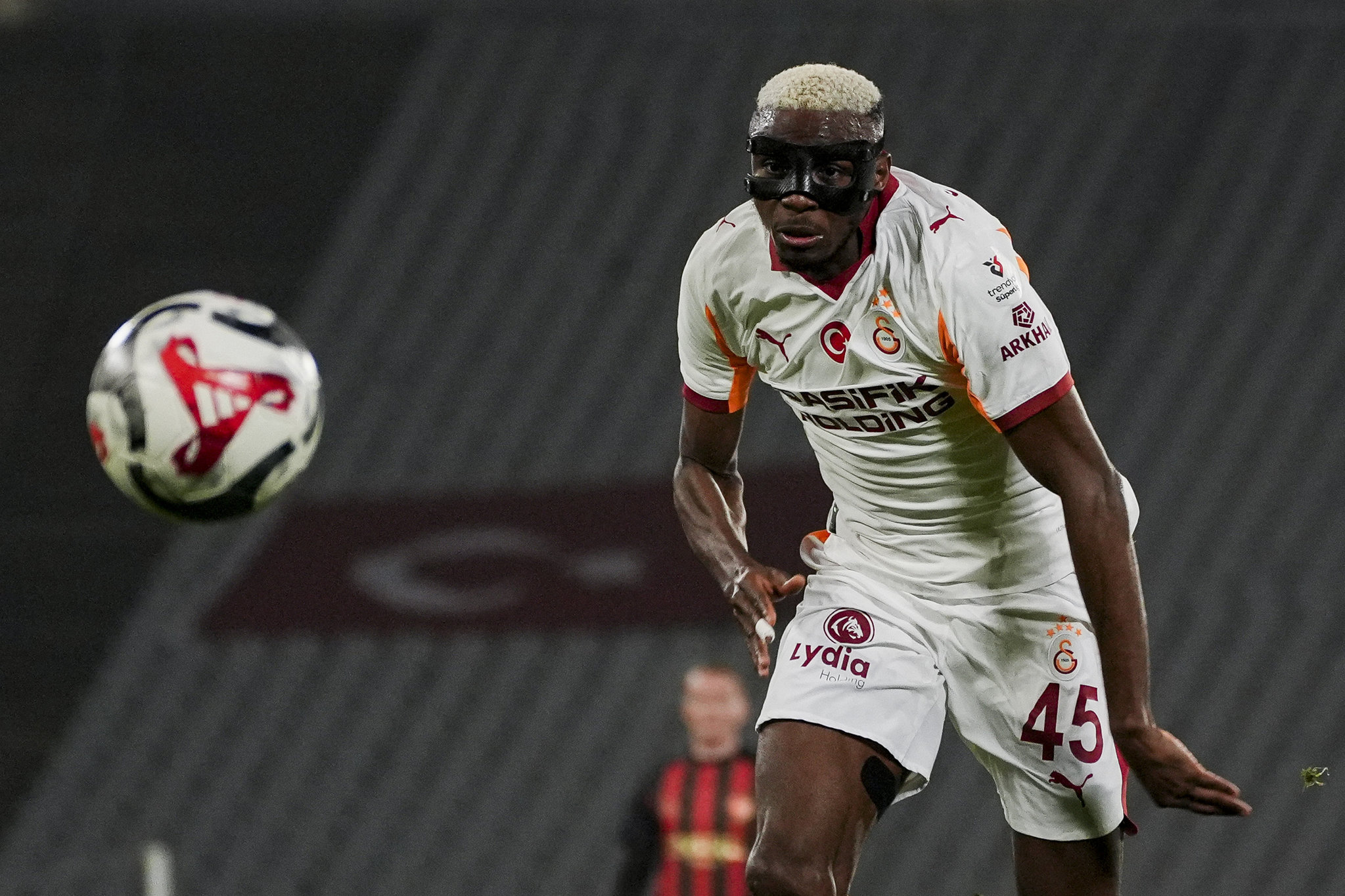 Galatasaray, Osimhen’in bonservisini belirledi! İşte Barcelona’nın transfer planı