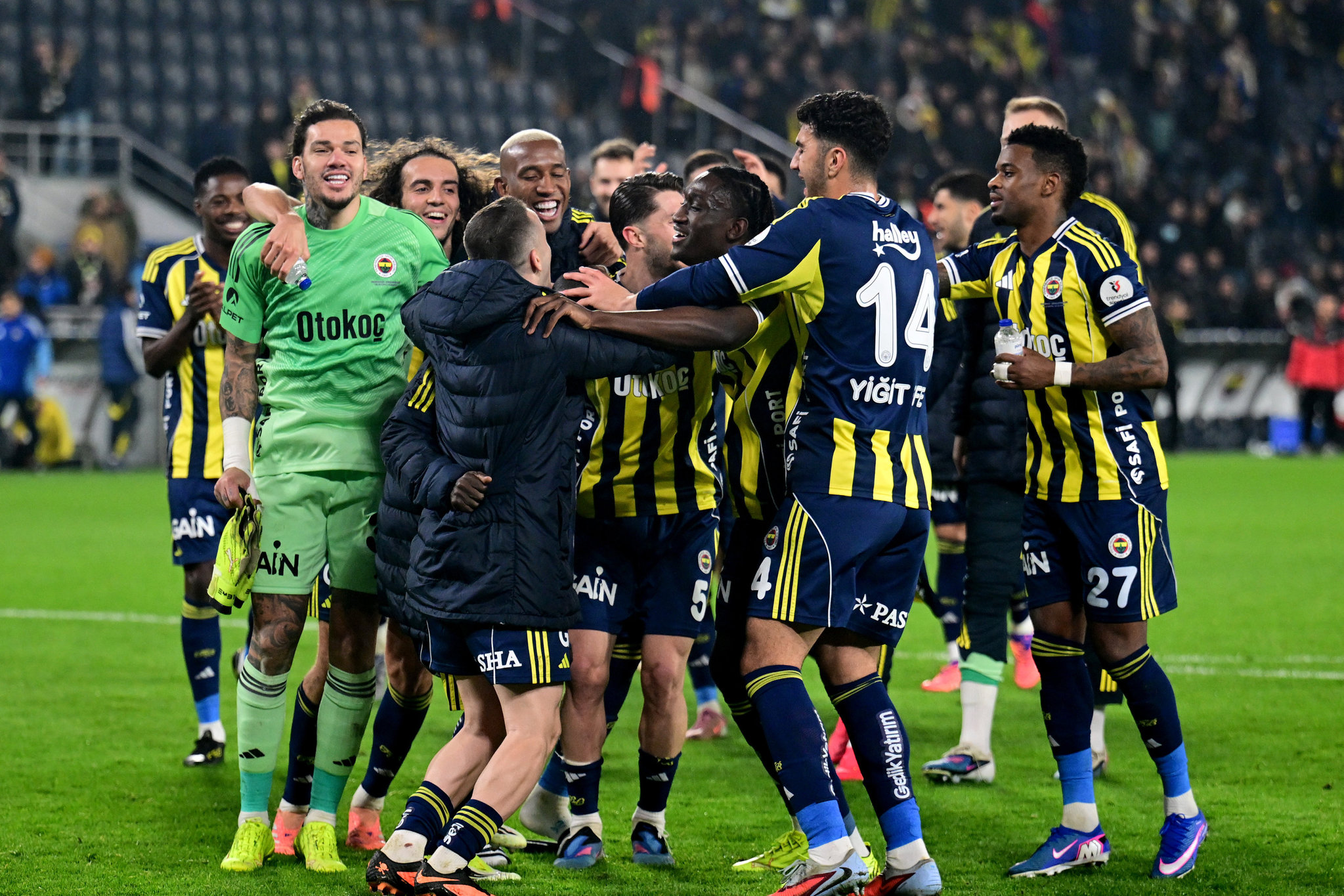 Fenerbahçe’de 6 oyuncu için karar verilecek! Sezon sonu...