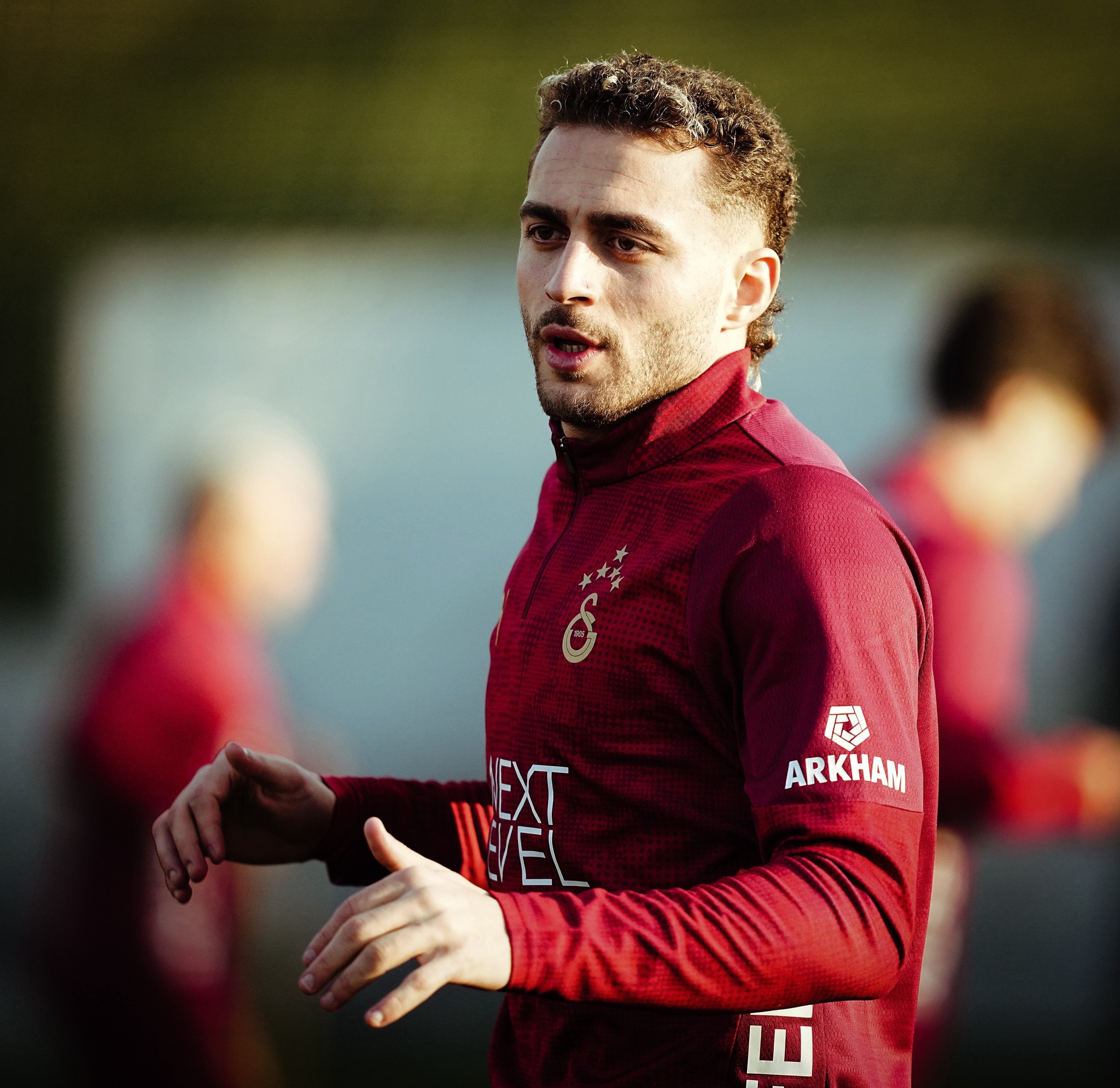 TRANSFER HABERİ: Galatasaraylı 3 yıldıza yakın takip!