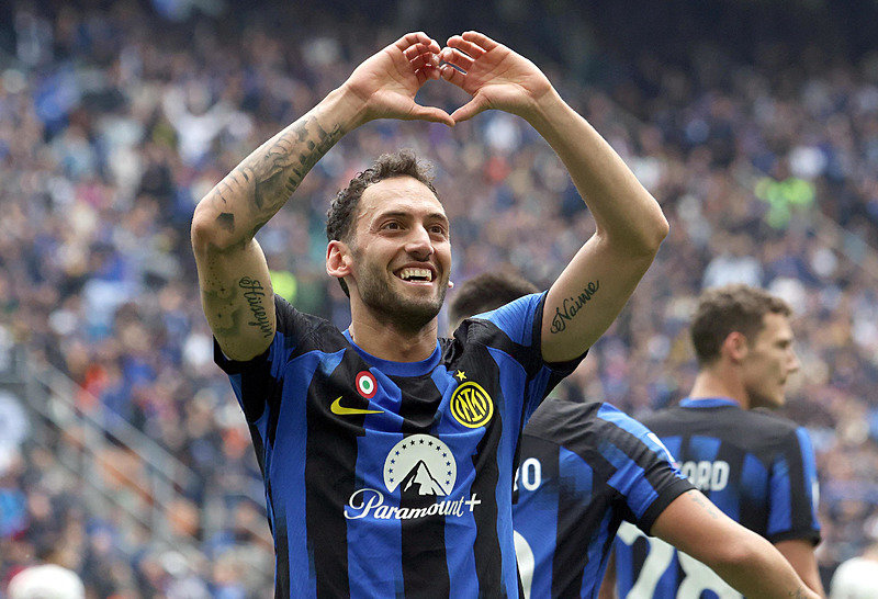 Galatasaray’a transfer müjdesi! O engel kalktı!