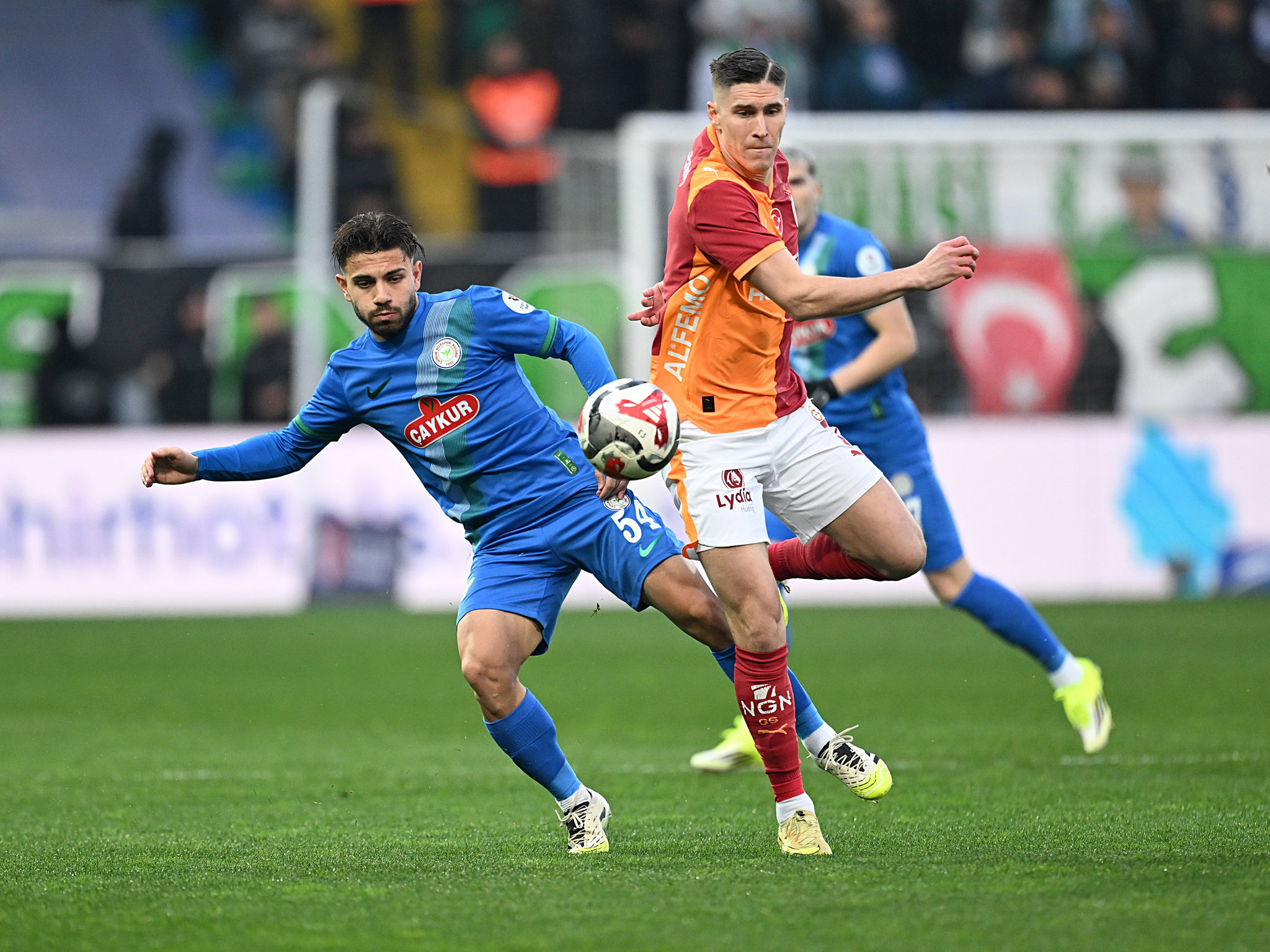 Galatasaray’da sürpriz ayrılık! Bu kez takıma veda ediyor