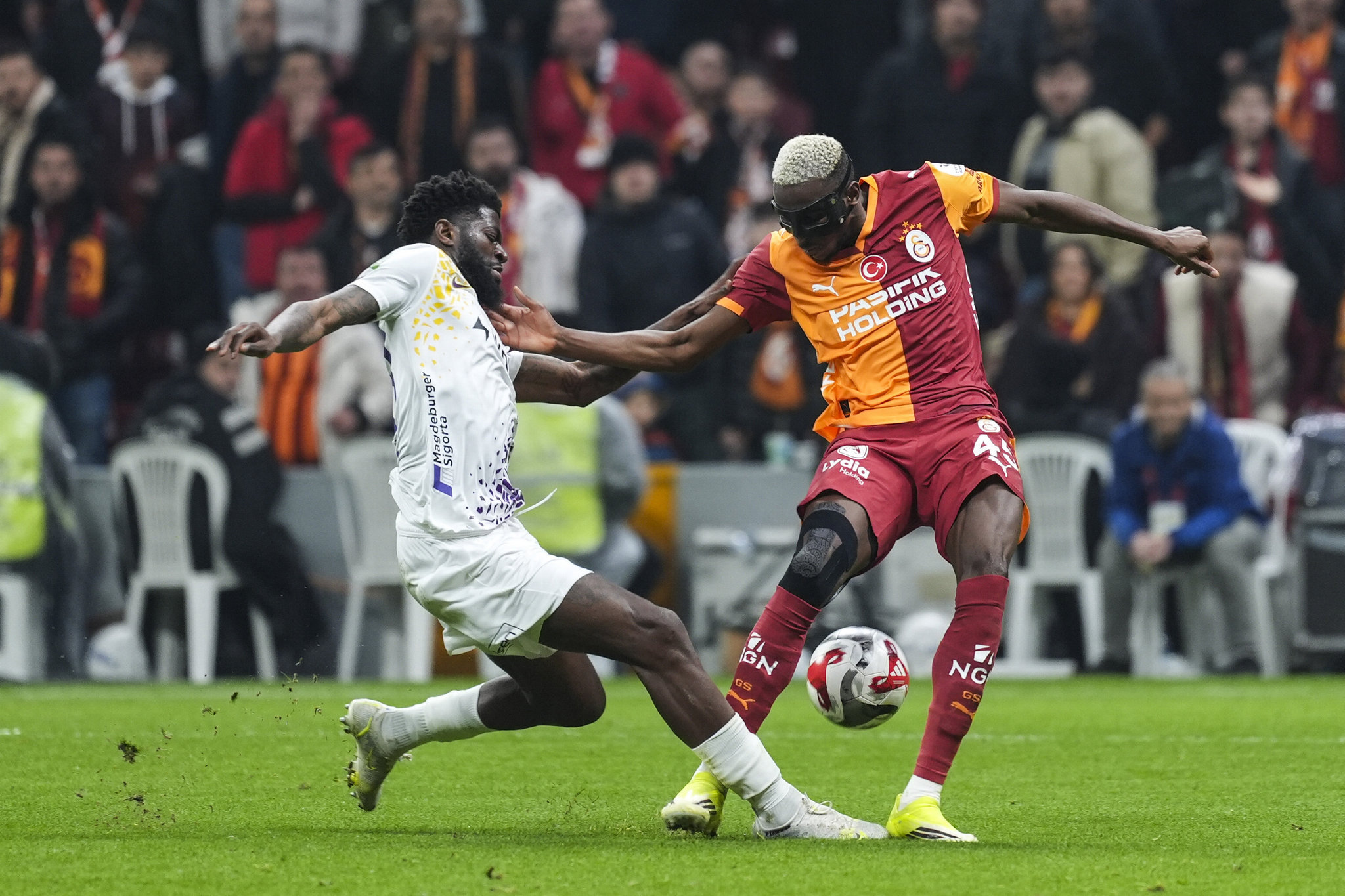 Victor Osimhen’den olay transfer itirafı! Beni istediler ancak...