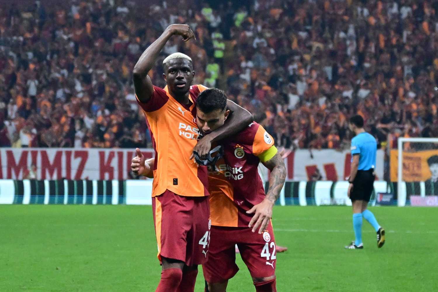 Victor Osimhen’den duygusal itiraflar: Galatasaray’a transfer olduğumda...