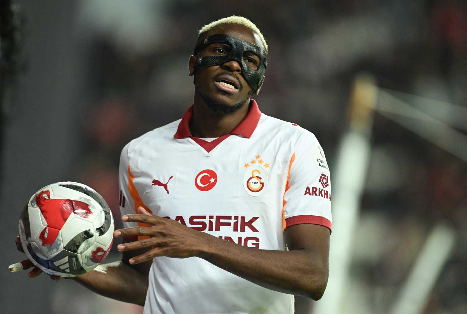 Victor Osimhen’den duygusal itiraflar: Galatasaray’a transfer olduğumda...