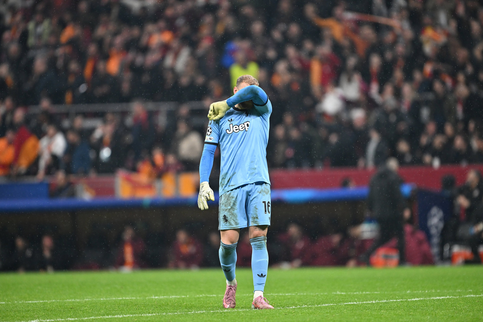 Juventus’tan Galatasaray maçına özel karar!