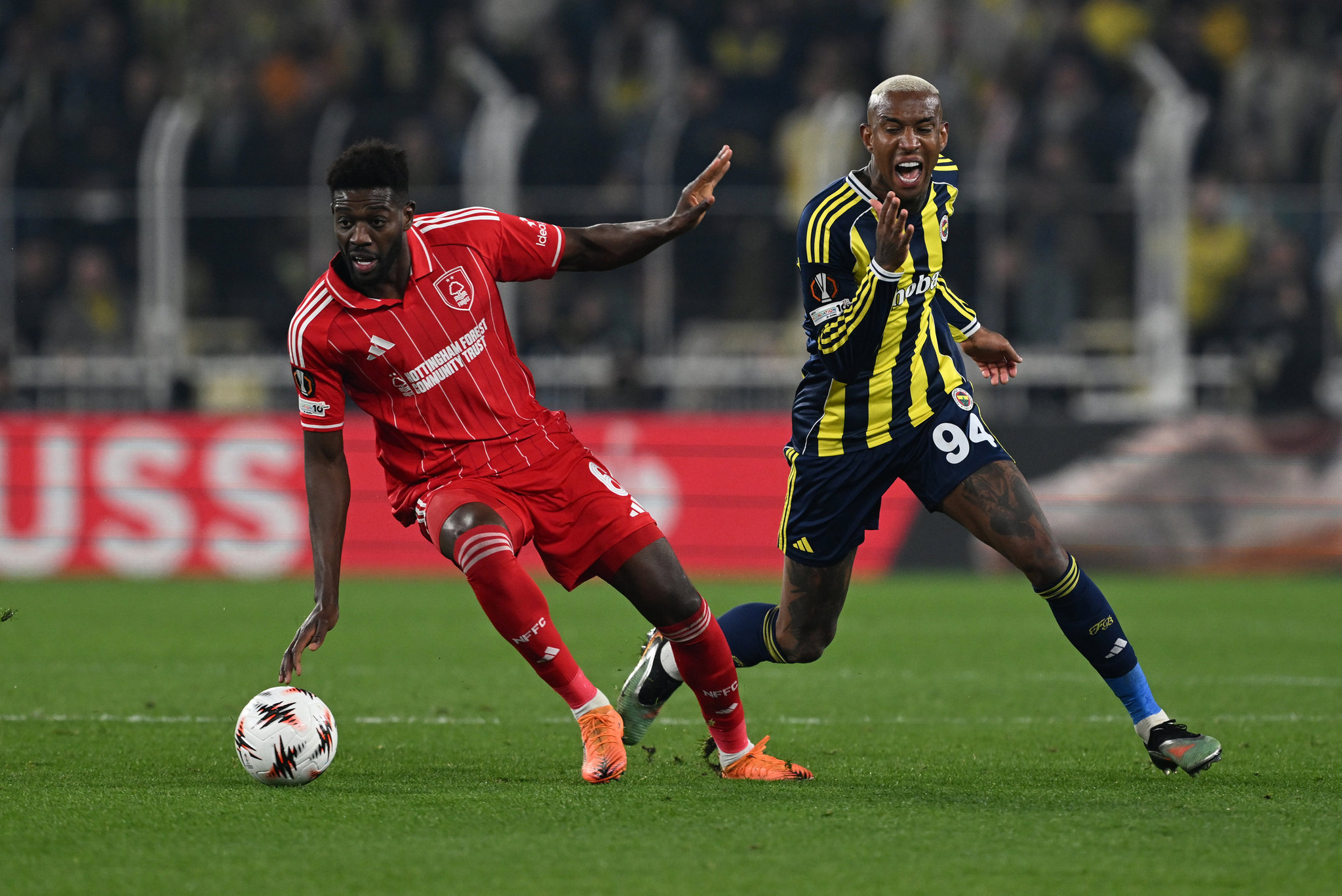 Fenerbahçe’nin WhatsApp grubunda Galatasaray coşkusu!