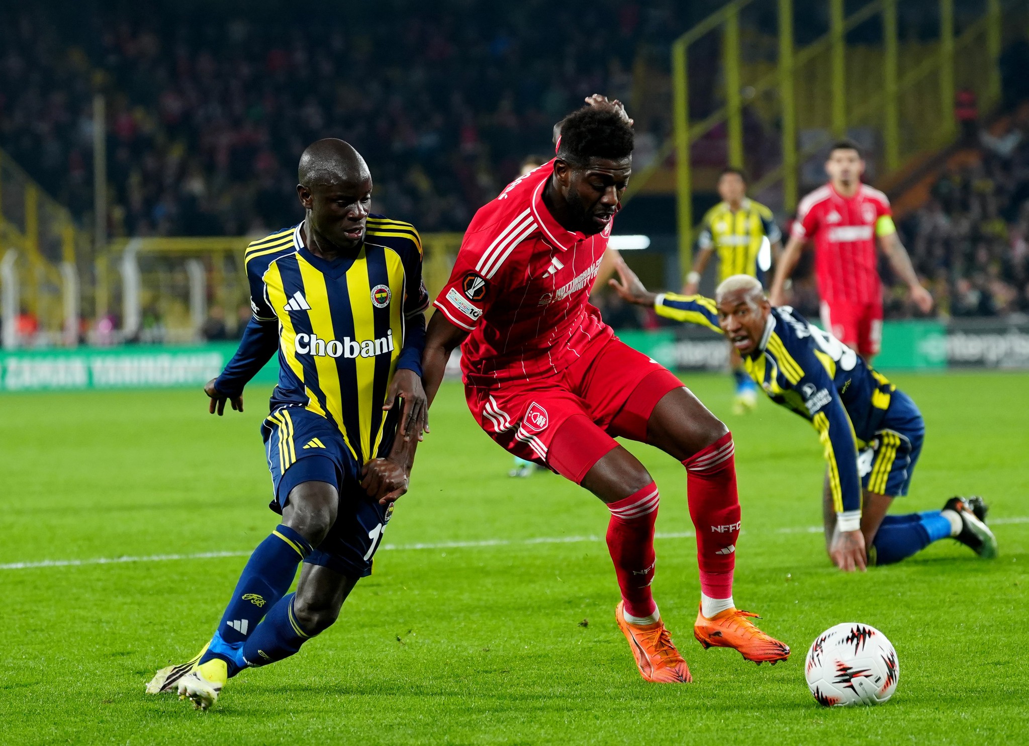 Fenerbahçe’nin WhatsApp grubunda Galatasaray coşkusu!