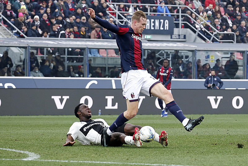 Galatasaray’ın hedefindeki ismin talipleri artıyor!