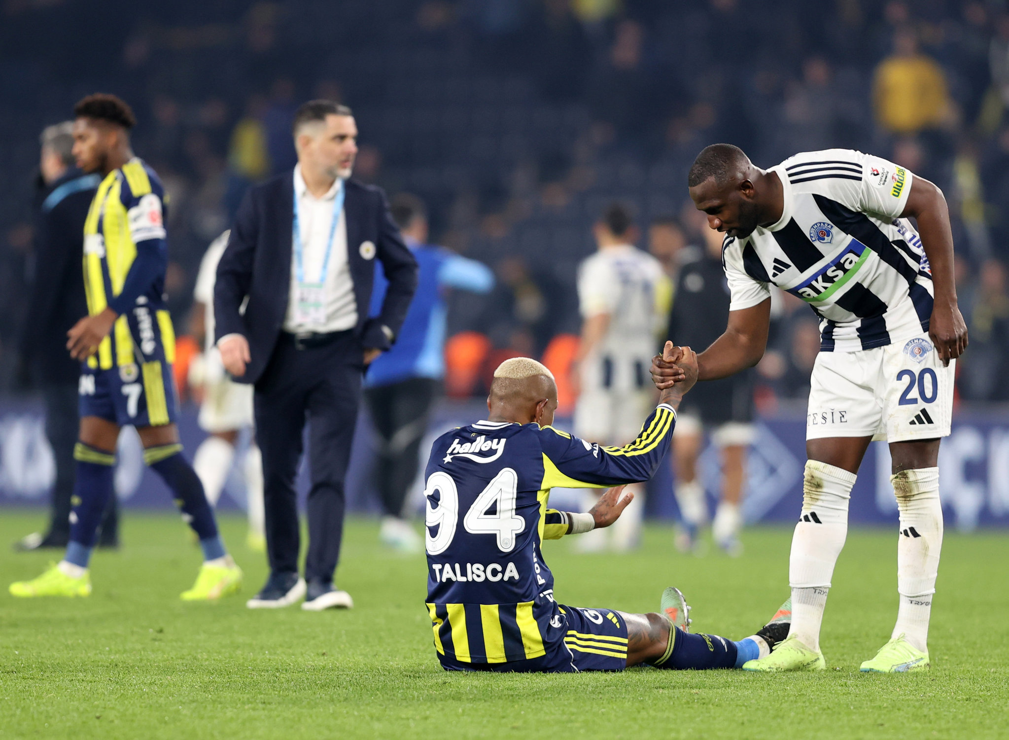 İşte Fenerbahçe’de yaşanan sakatlıkların nedeni! Ortopedi doktoru son noktayı koydu