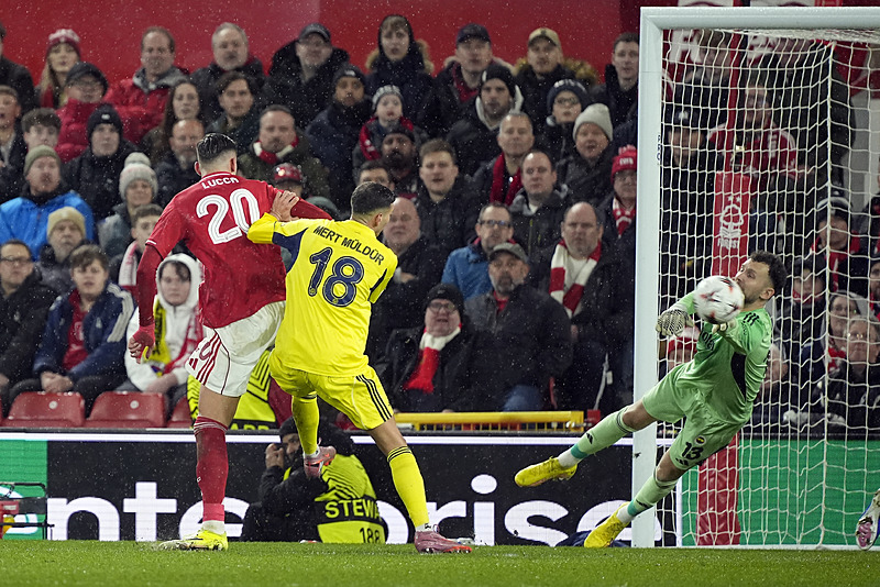 Fenerbahçe o ismin geleceği hakkında kararını verdi! Sözleşmesi...