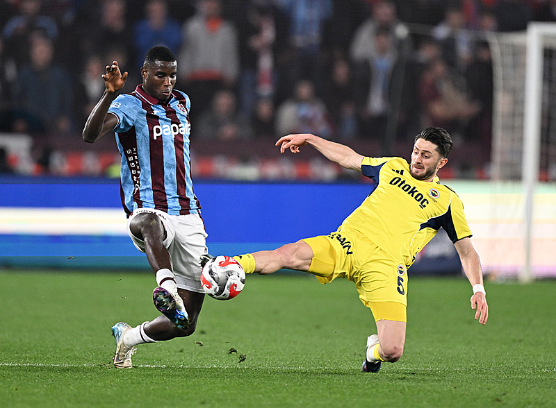 Fenerbahçe’nin yıldızına Nottingham Forest kancası!