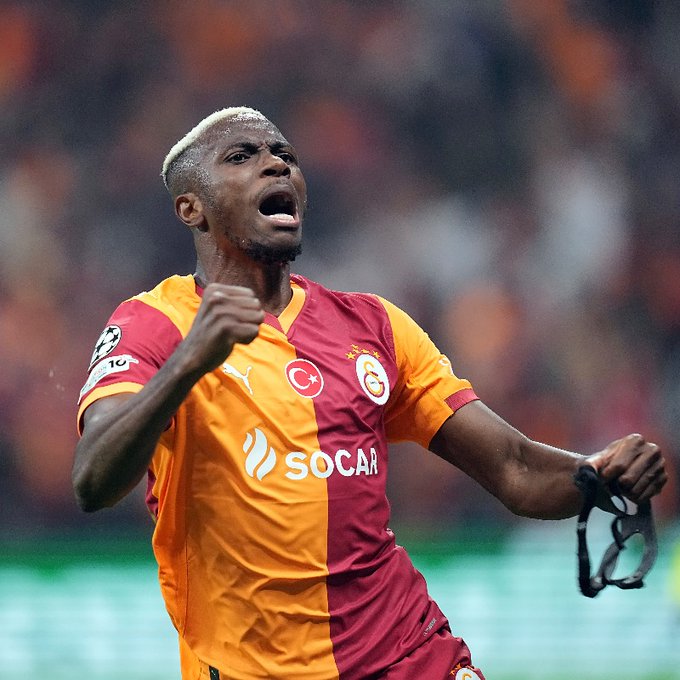 PERFORMANSIBu sezon sarı-kırmızılı formayla 25 resmi maça çıkan Victor Osimhen, 17 gol ve 6 asist ile takımına katkı sağladı.