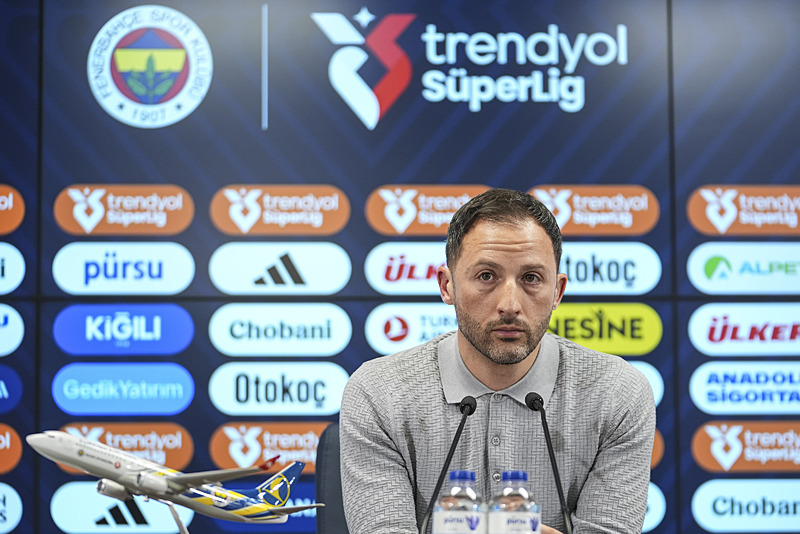 Domenico Tedesco’ya flaş doktor uyarısı! Bu halde ayakta duramazsın