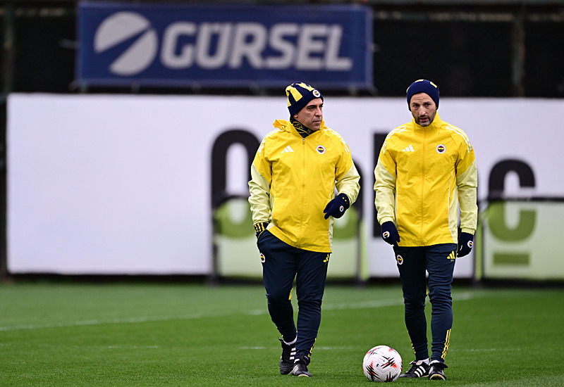 Domenico Tedesco’ya flaş doktor uyarısı! Bu halde ayakta duramazsın