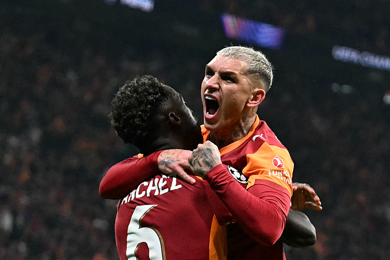 Galatasaray’da Lucas Torreira’dan transfer çağrısı!