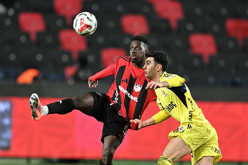 Tedesco, Fenerbahçe’nin ilacını buldu! Sezonun geri kalanında...