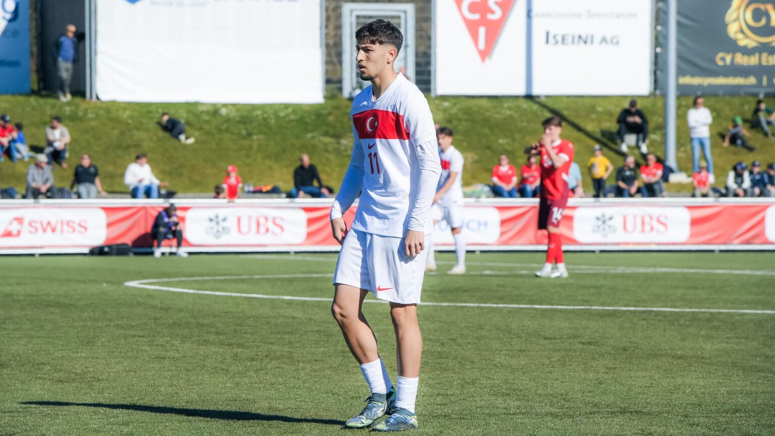 Fenerbahçe’den sürpriz transfer hamlesi! Alman ekibi ile masaya oturacaklar